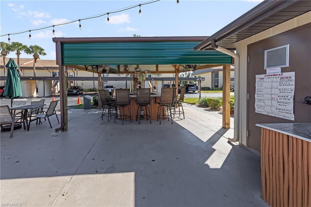 5890 Trailwinds Dr, Unit 522, Fort Myers, FL 33907 Photo