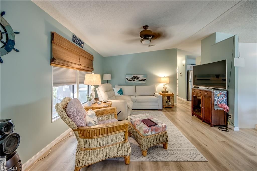 7169 Drum Dr, Saint James City, FL 33956 Photo
