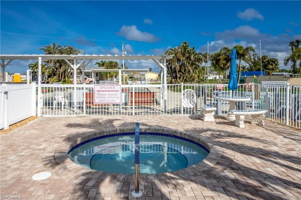 7169 Drum Dr , Saint James City, FL 33956 Photo