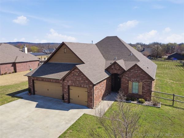 15459 Will Lane , Skiatook, OK 74070
