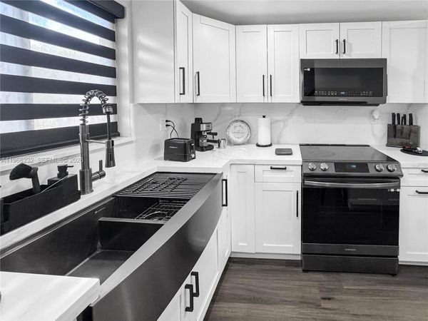 110 SW 108th Ave , Unit H2, Sweetwater, FL 33174