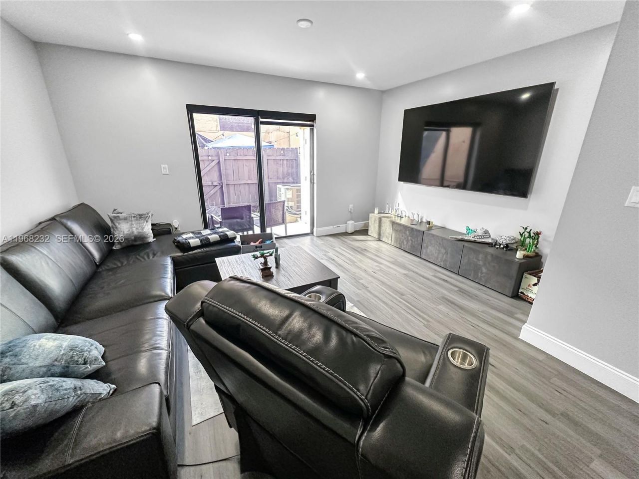 110 SW 108th Ave , Unit H2, Sweetwater, FL 33174 Photo