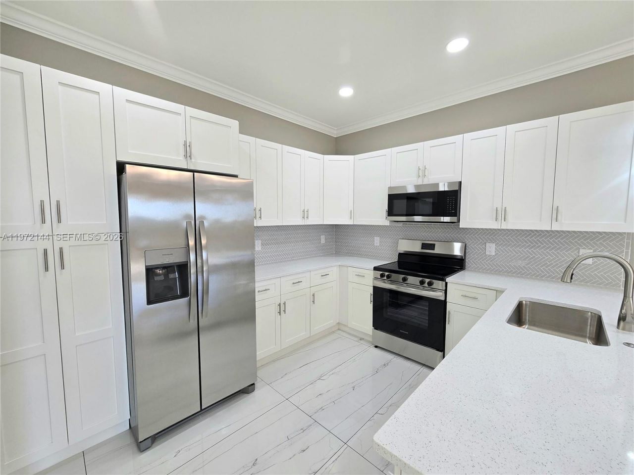 1219 Hibiscus , Lehigh Acres, FL 33972 Photo