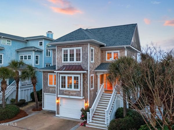 11 Sandpiper Street, Wrightsville Beach, NC 28480