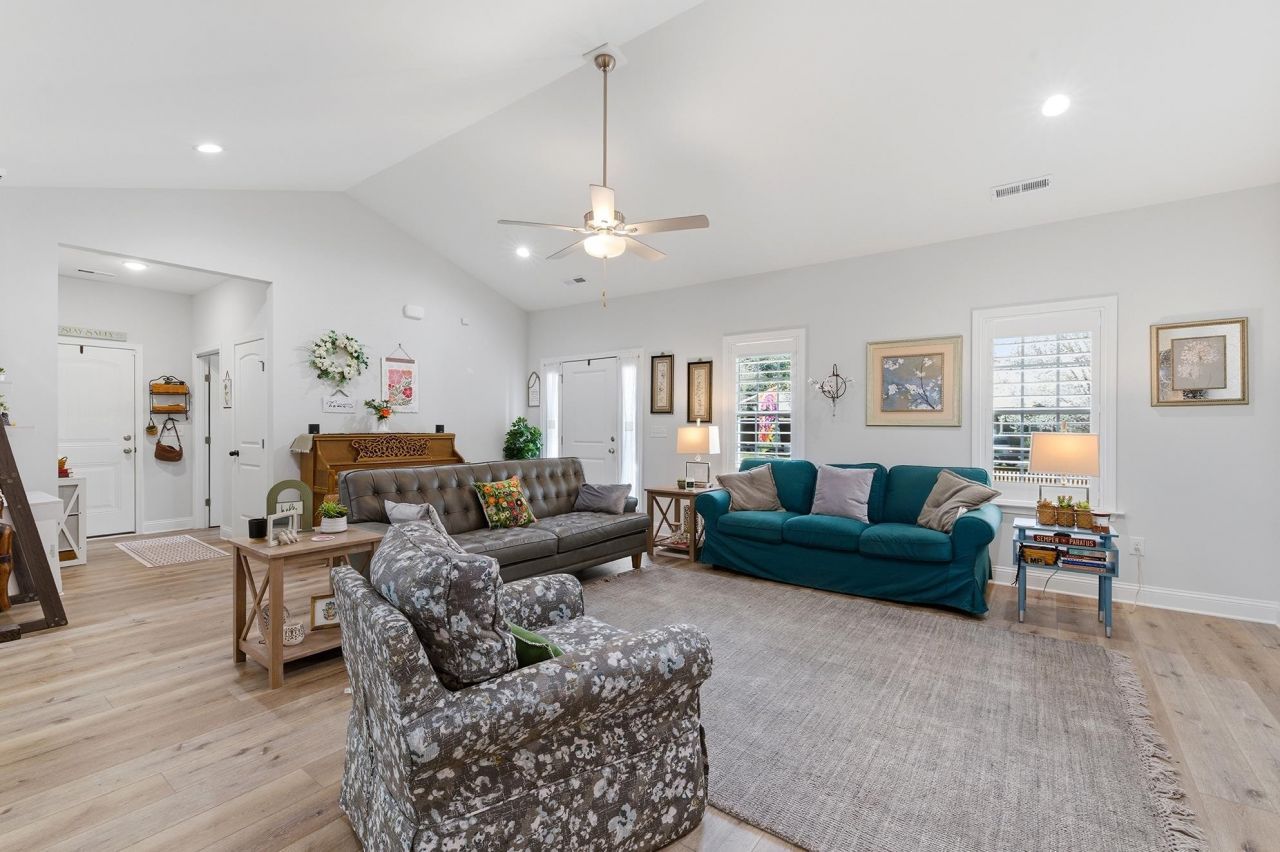 76 Governor Boone Ln. Photo 35