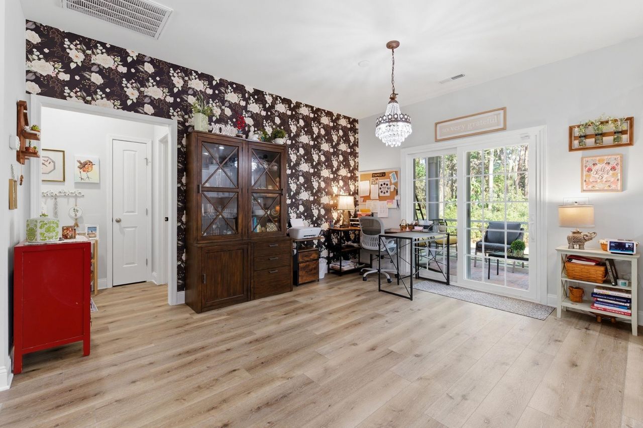 76 Governor Boone Ln. Photo 42