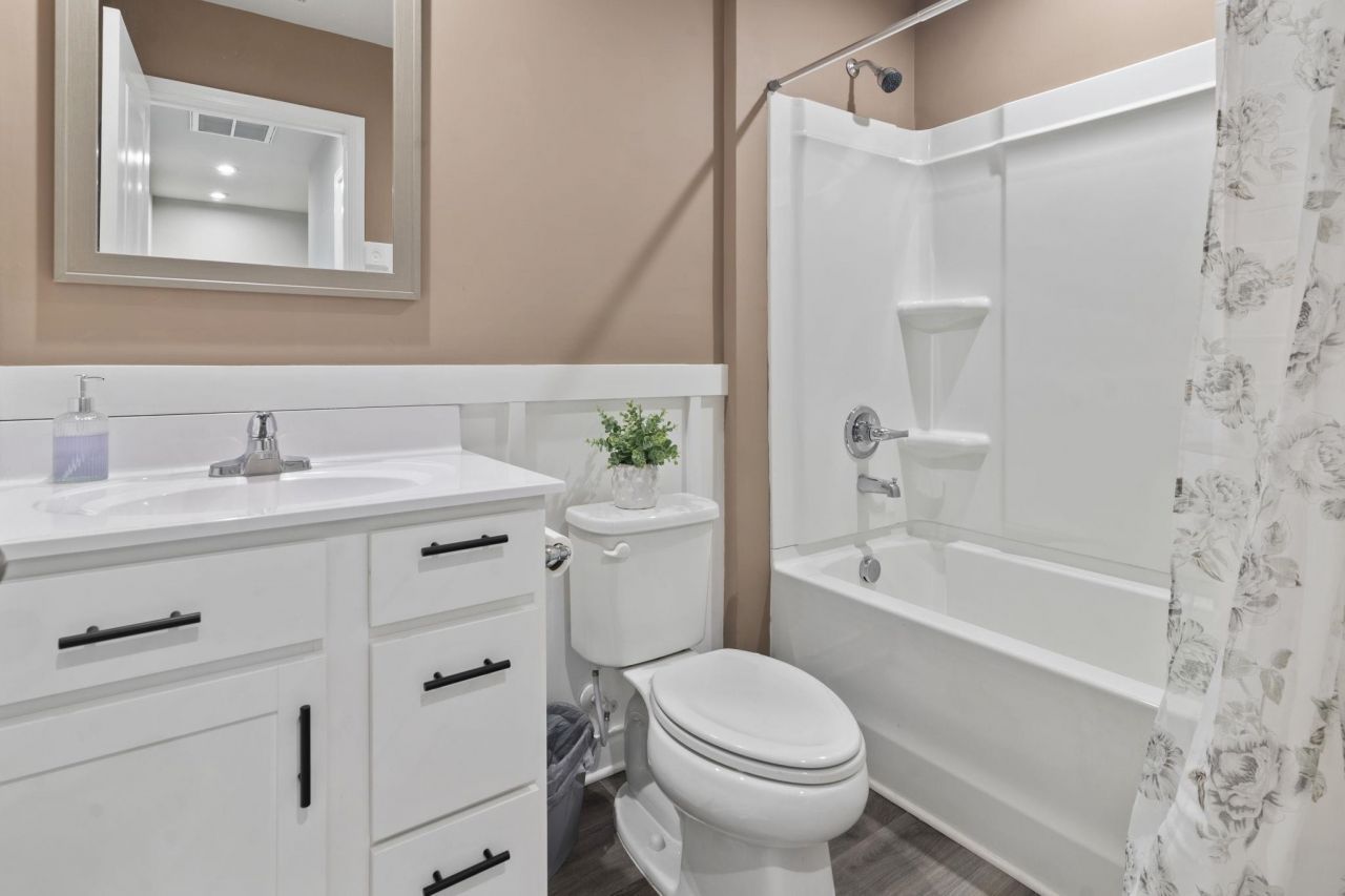 608 Montenegro Way Photo 22