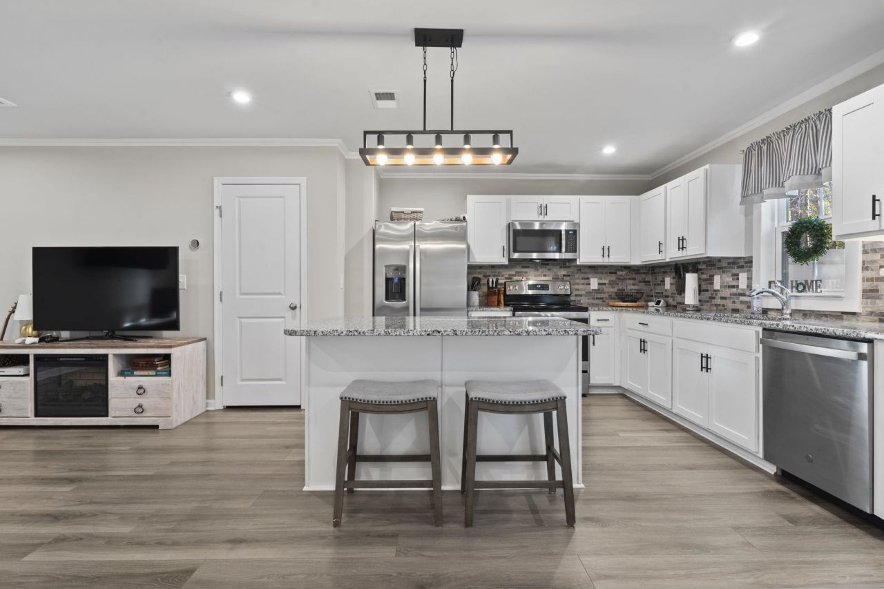 608 Montenegro Way Photo 7