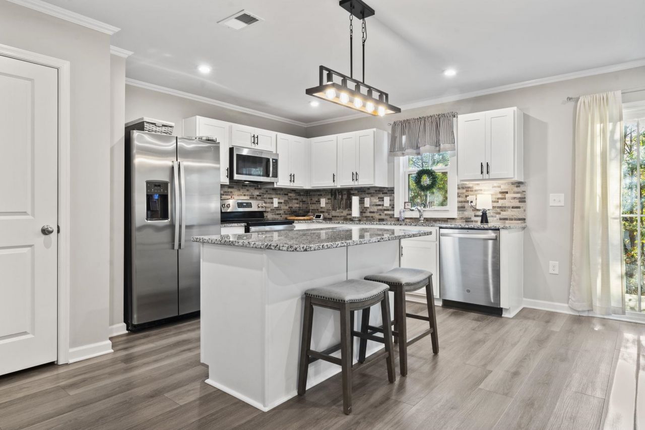 608 Montenegro Way Photo 8