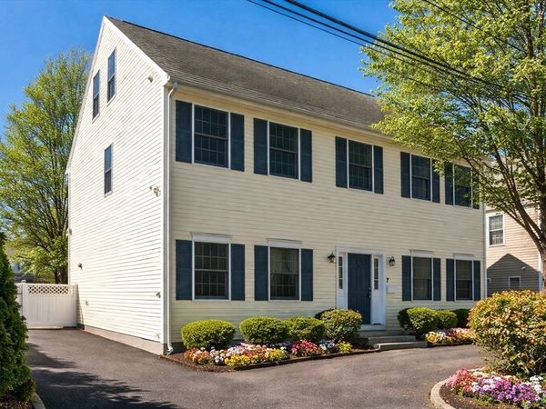 10 Rosegate Road, Needham, MA 02494