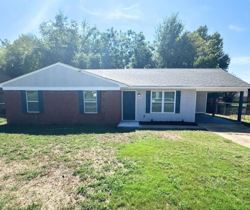 51 W Byfield Dr, Memphis, TN 38109 Main Photo