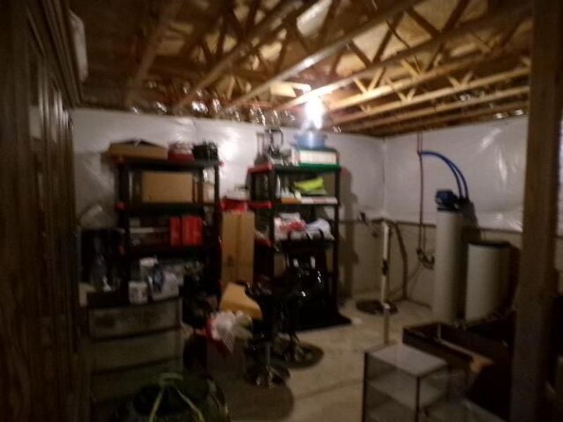 5294 Karst Circle, Ashville, OH 43103 Photo 15