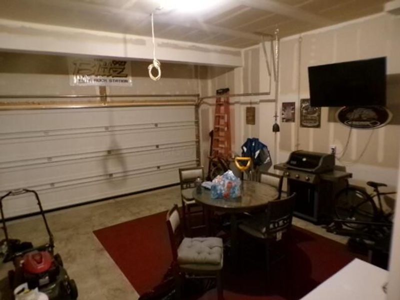 5294 Karst Circle, Ashville, OH 43103 Photo 19