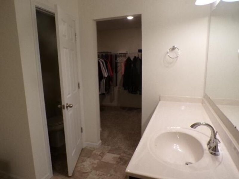 5294 Karst Circle, Ashville, OH 43103 Photo 27