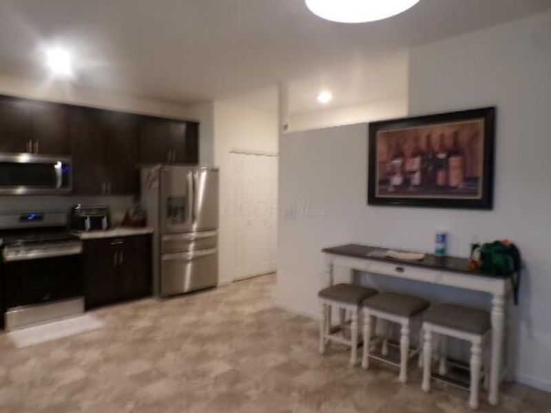 5294 Karst Circle, Ashville, OH 43103 Photo 5