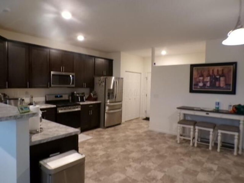 5294 Karst Circle, Ashville, OH 43103 Photo 8