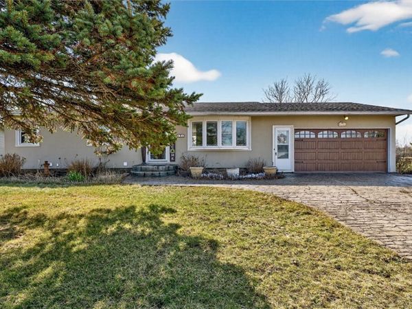 9 Cold Spring Circle, Rochester, NY 14624