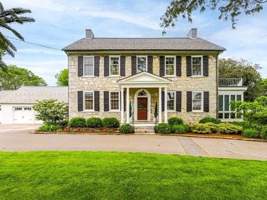 5645 GREENVILLAGE ROAD, CHAMBERSBURG, PA 17202