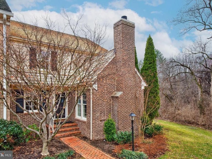 10714 Brewer House, Rockville, MD 20852 Main Photo