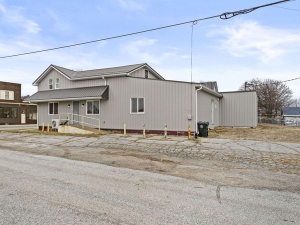 418 GRANDVIEW, Muscatine, IA 52761