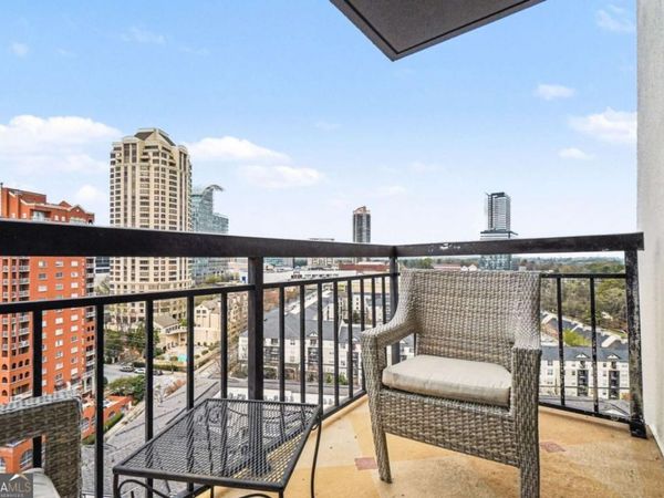 3481 Lakeside Drive NE, Unit 2207, Atlanta, GA 30326