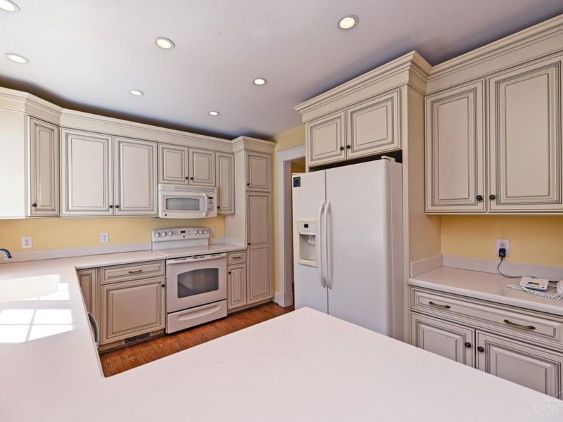 4931 Bouton Street, Cincinnati, OH 45208 Photo 9