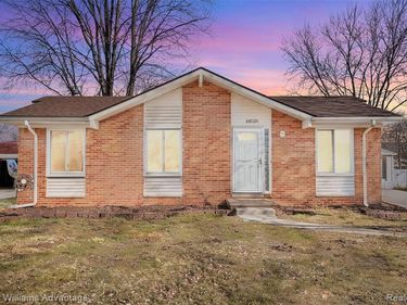 44528 WHITMAN Avenue, CANTON, MI 48187