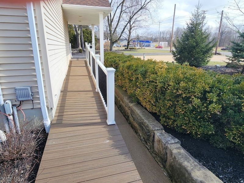 115 W Aurora Road, Northfield Center, OH 44067 Photo 7