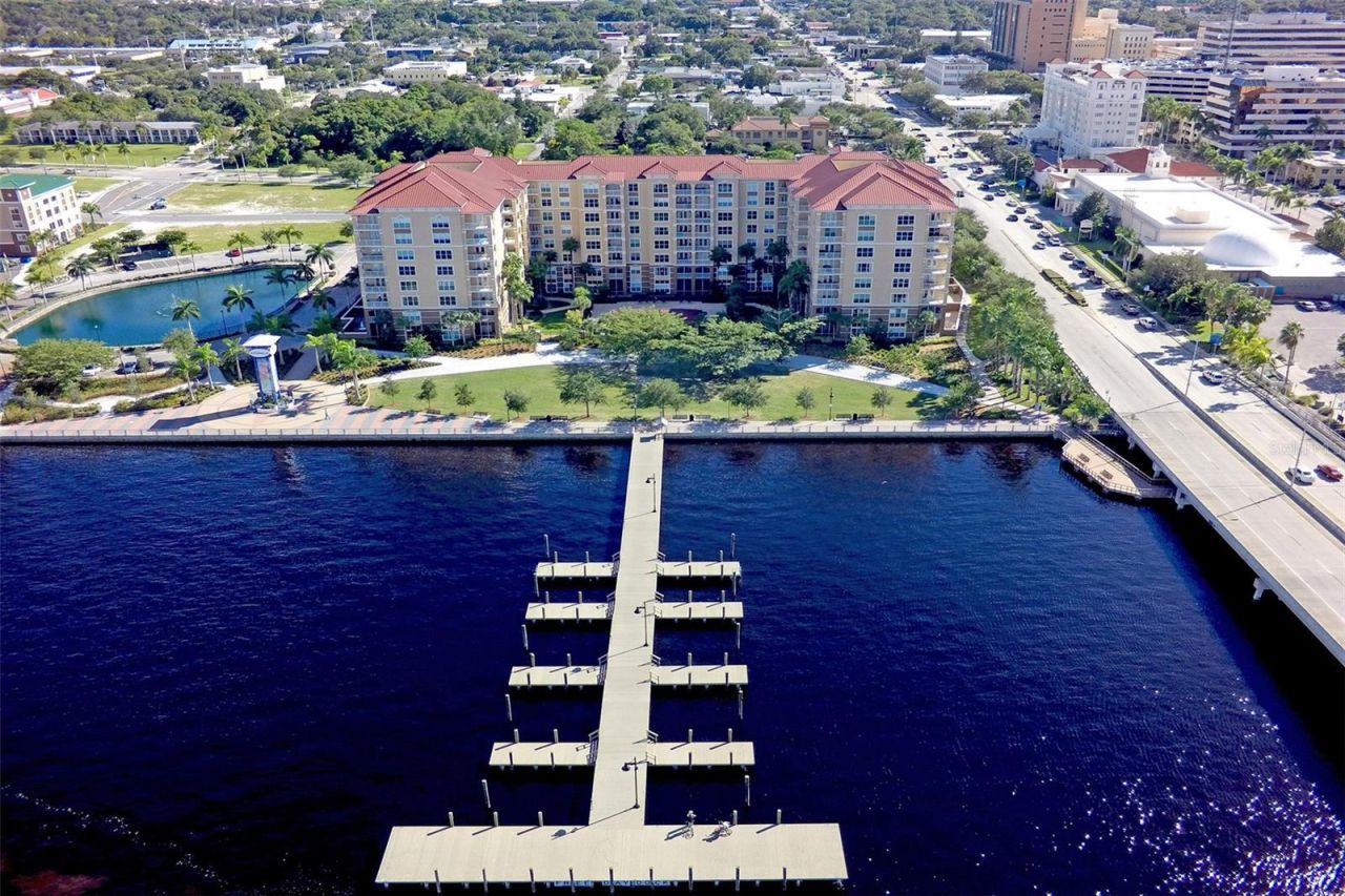 808 3rd Avenue W, Unit 701, Bradenton, FL 34205 Photo