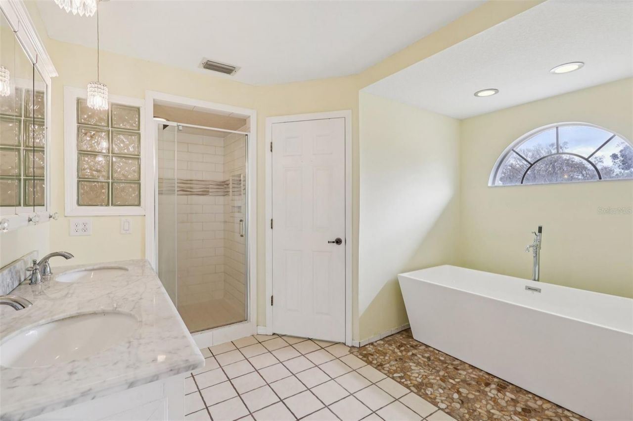 7026 Pinehaven Drive, Lakeland, FL 33810 Photo