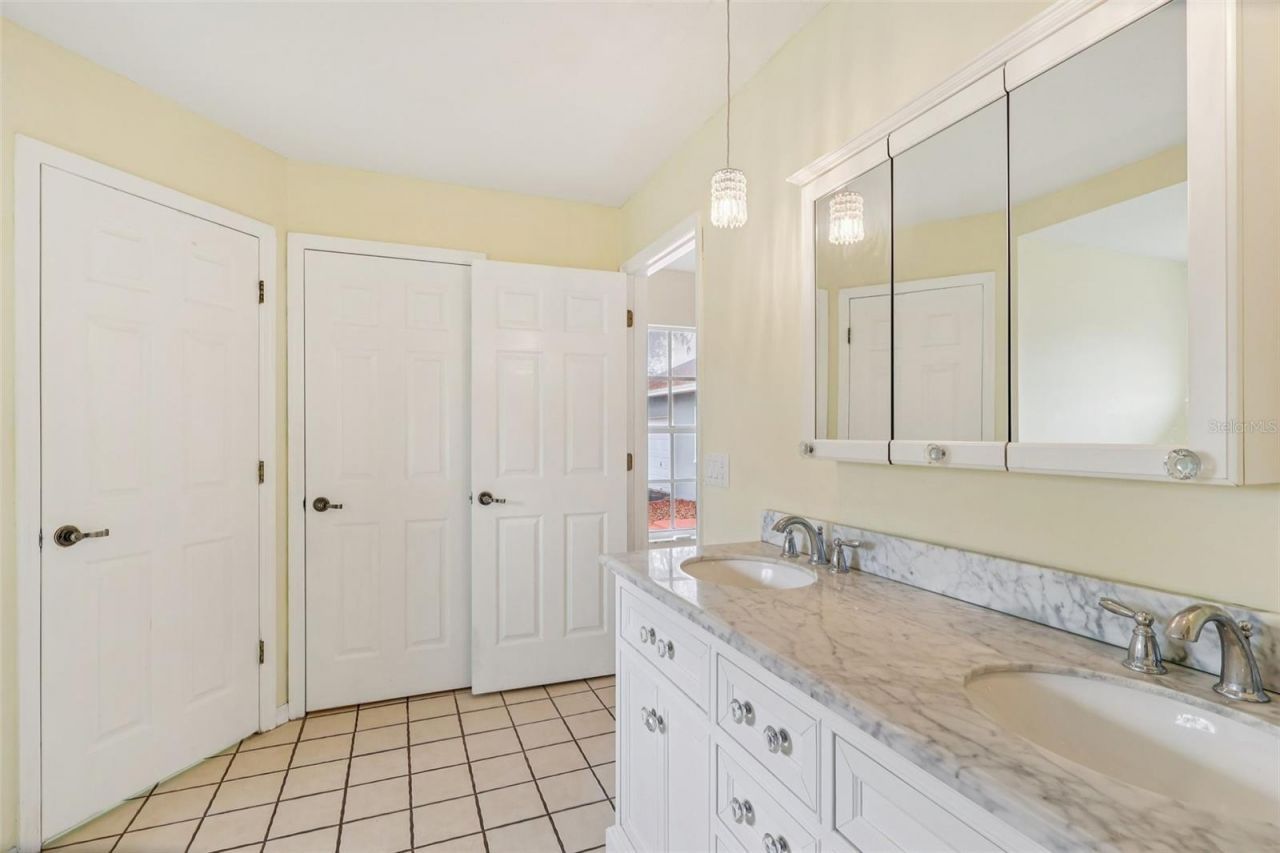 7026 Pinehaven Drive, Lakeland, FL 33810 Photo