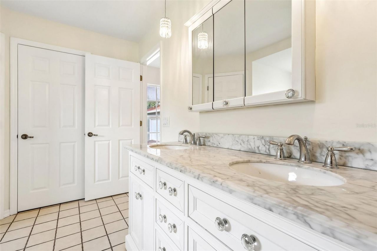 7026 Pinehaven Drive, Lakeland, FL 33810 Photo