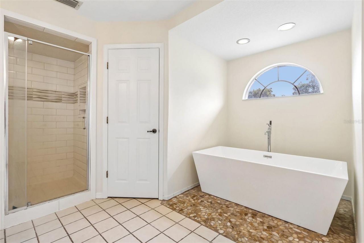 7026 Pinehaven Drive, Lakeland, FL 33810 Photo