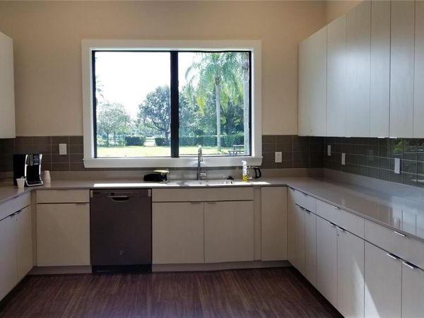 8142 STIRLING FALLS CIRCLE, SARASOTA, FL 34243