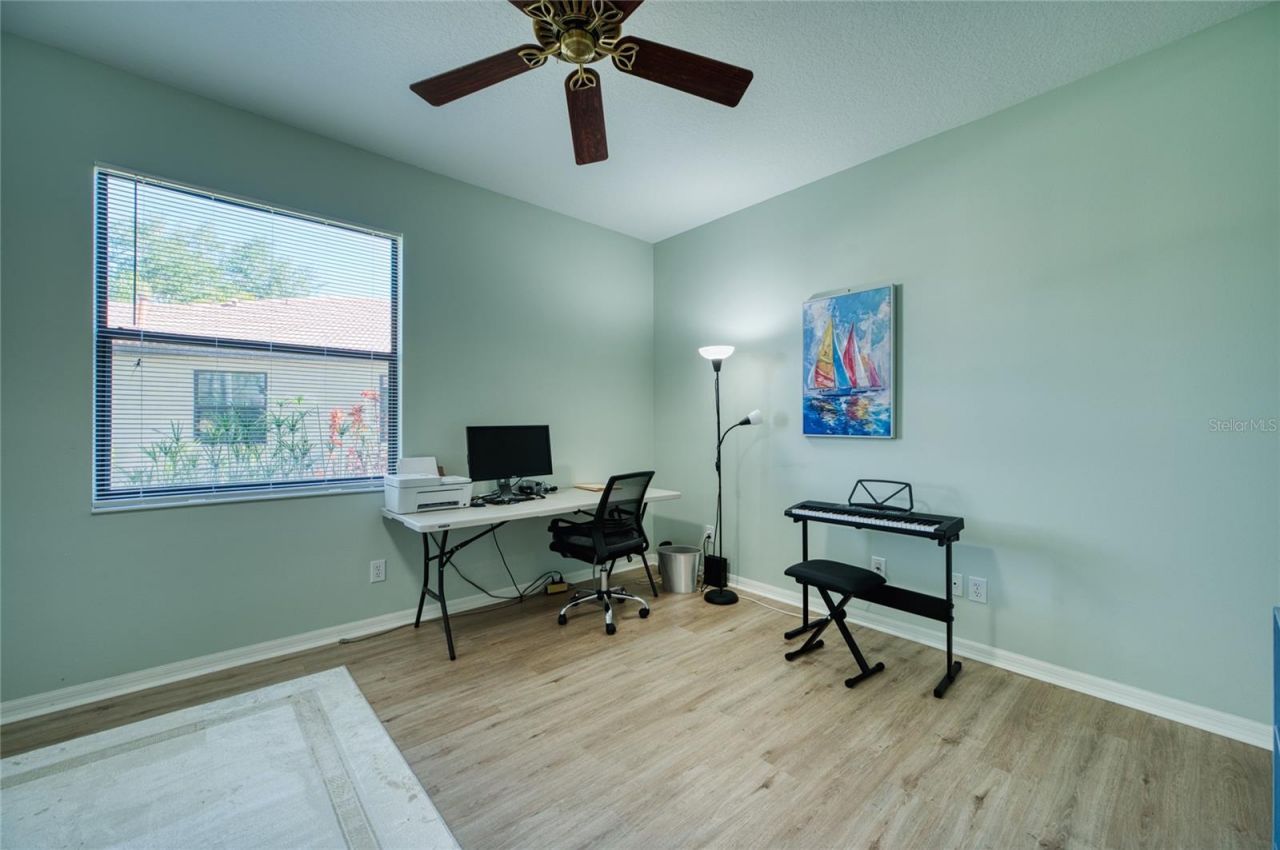 8142 Stirling Falls Circle, Sarasota, FL 34243 Photo