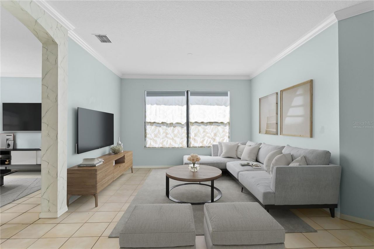 8142 Stirling Falls Circle, Sarasota, FL 34243 Photo