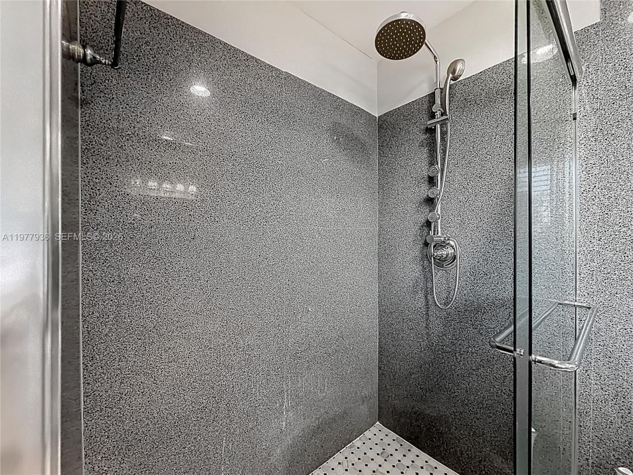 2770 NE 8th Ct, Pompano Beach, FL 33062 Photo