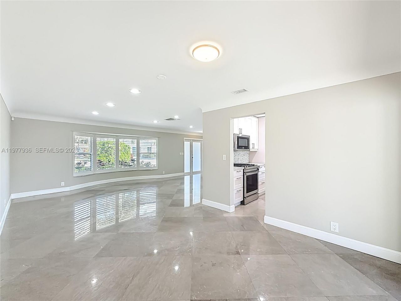 2770 NE 8th Ct, Pompano Beach, FL 33062 Photo