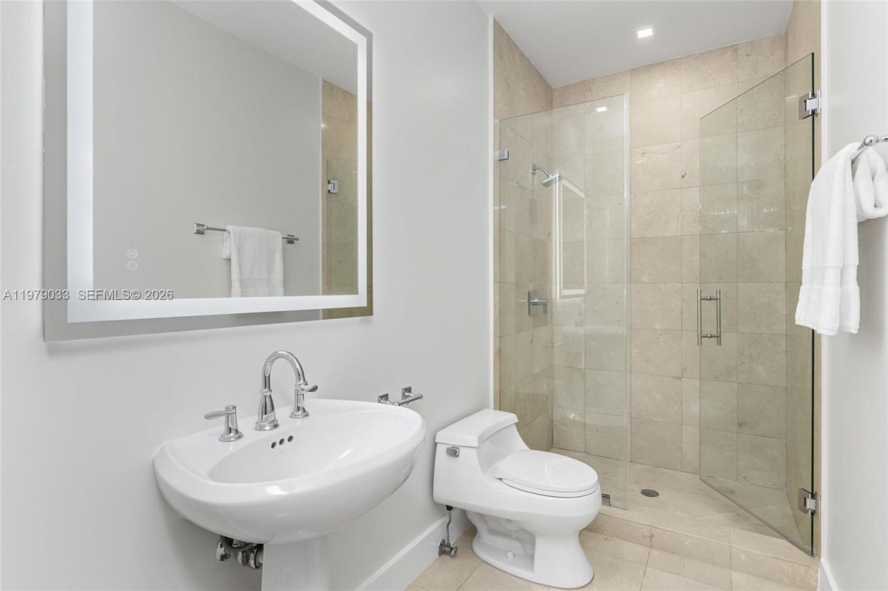 808 Brickell Key Dr , Unit 3901, Miami, FL 33131 Photo