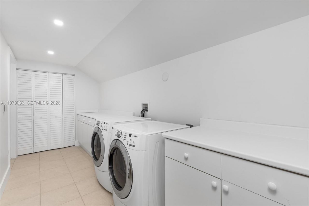 808 Brickell Key Dr , Unit 3901, Miami, FL 33131 Photo