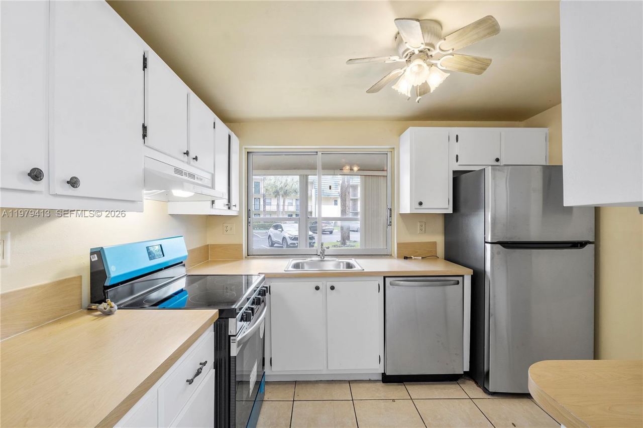 9091 Lime Bay Blvd , Unit 110, Tamarac, FL 33321 Photo