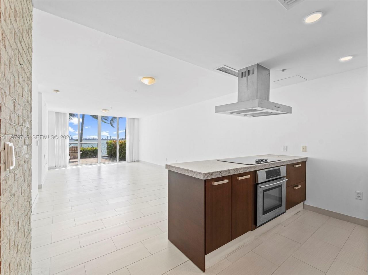 720 NE 62nd St, Unit 103, Miami, FL 33138 Photo
