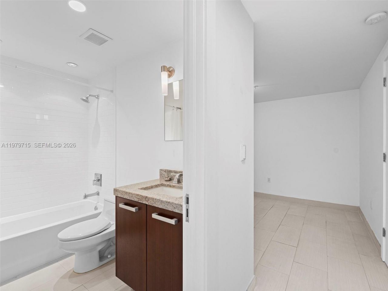 720 NE 62nd St, Unit 103, Miami, FL 33138 Photo