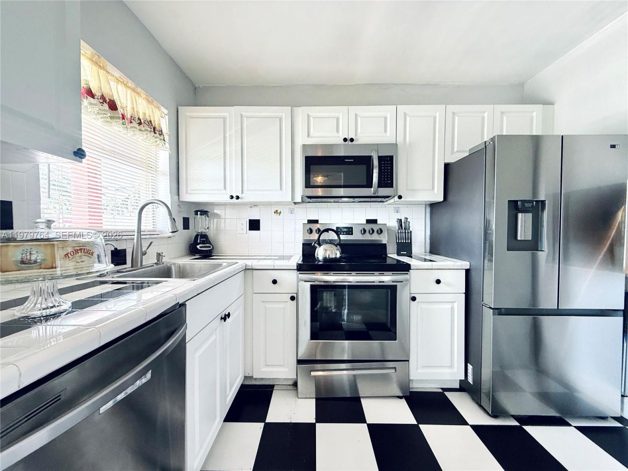 7891 N Sunrise Lakes Dr , Unit 310, Sunrise, FL 33322 Photo