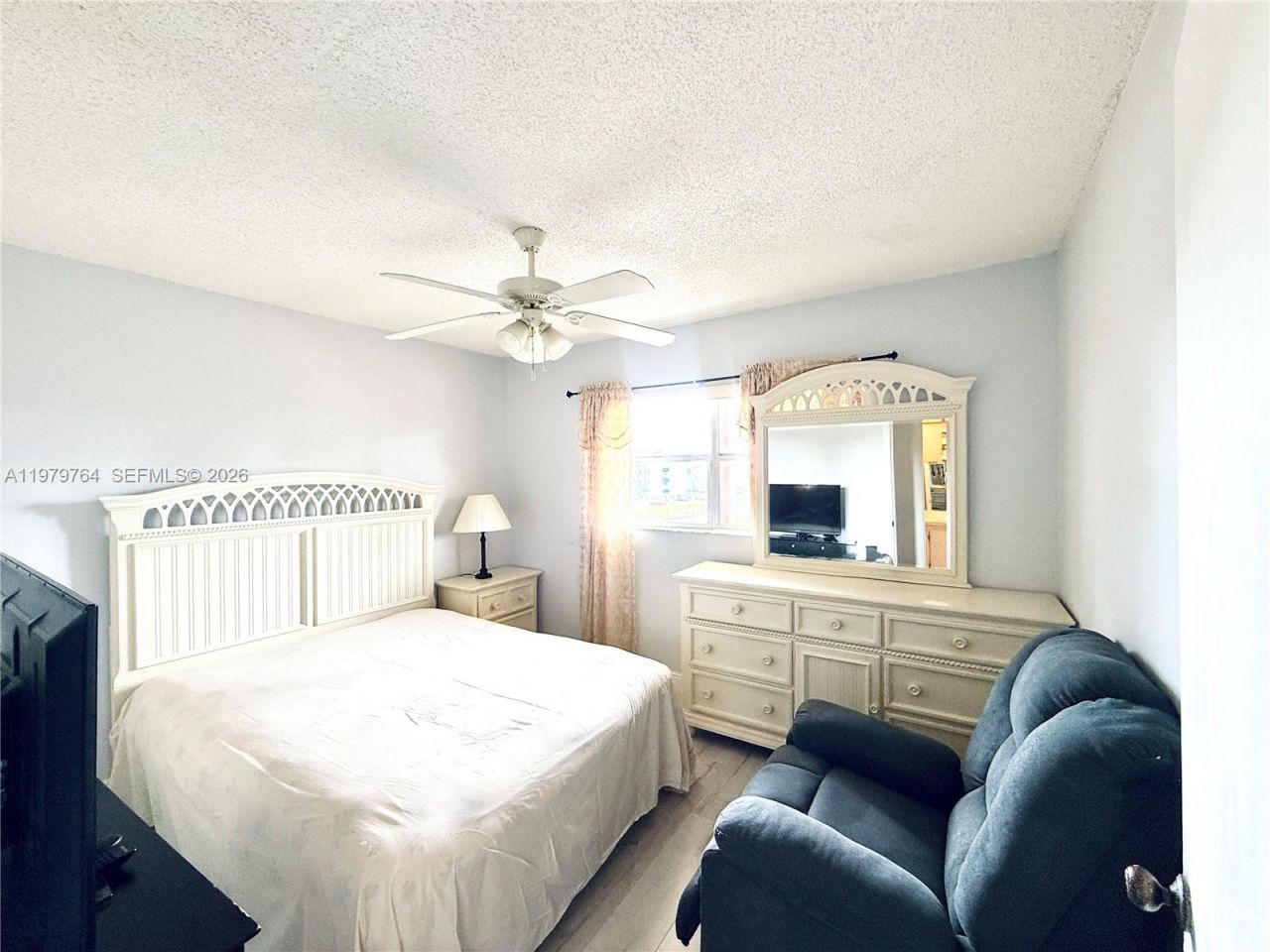 7891 N Sunrise Lakes Dr, Unit 310, Sunrise, FL 33322 Photo