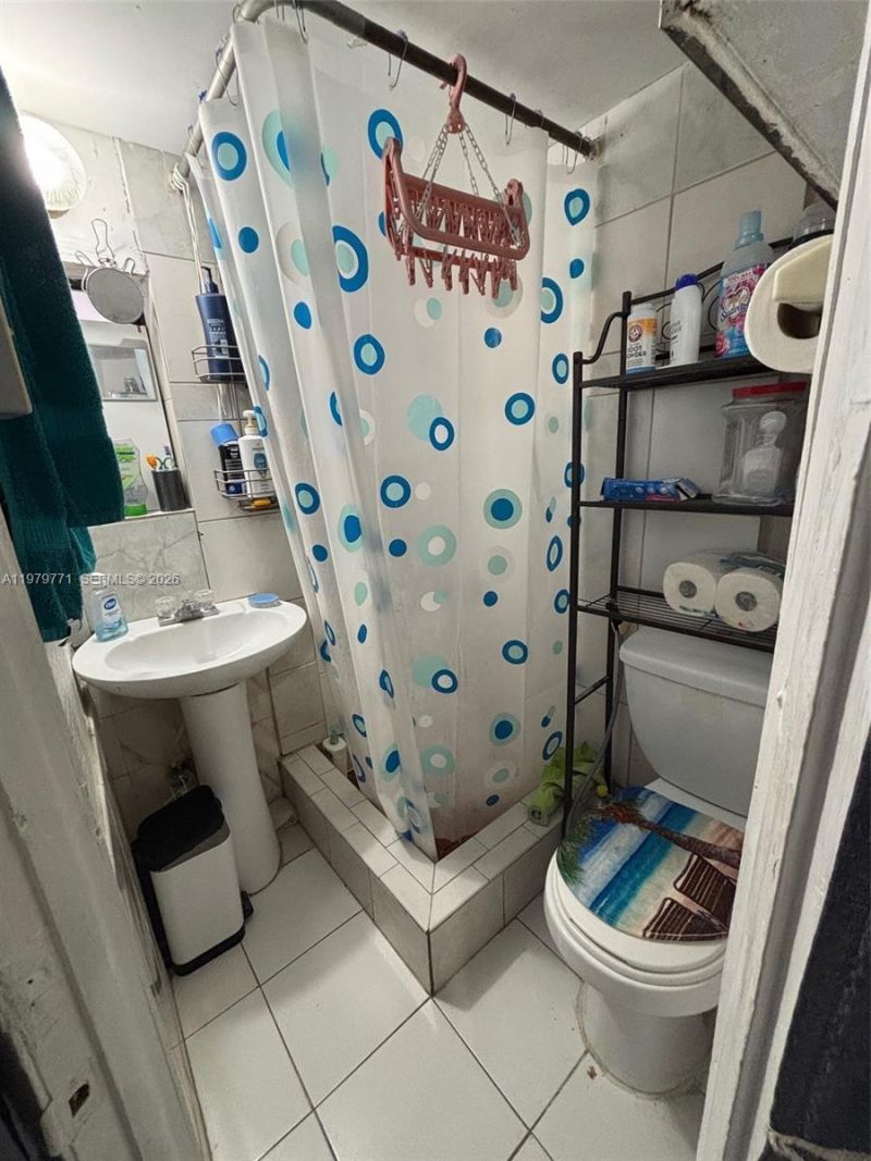 3533 NW 2nd Ter , Miami, FL 33125 Photo