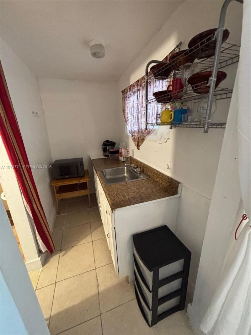 3533 NW 2nd Ter , Miami, FL 33125 Photo