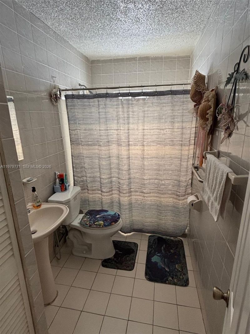 3533 NW 2nd Ter , Miami, FL 33125 Photo