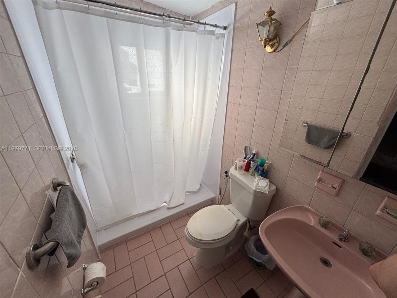 3533 NW 2nd Ter , Miami, FL 33125 Photo