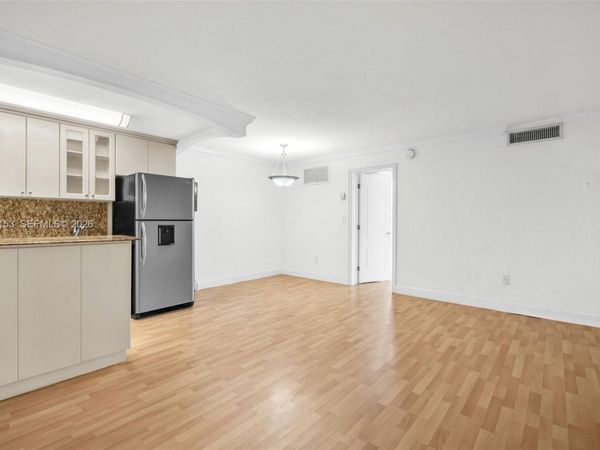 3245 Virginia St , Unit 39, Miami, FL 33133